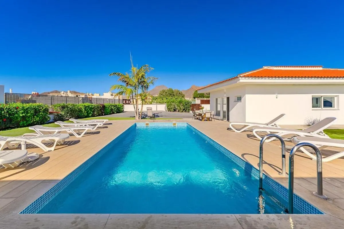 Villa Ave Del Paraiso Arona  Spain